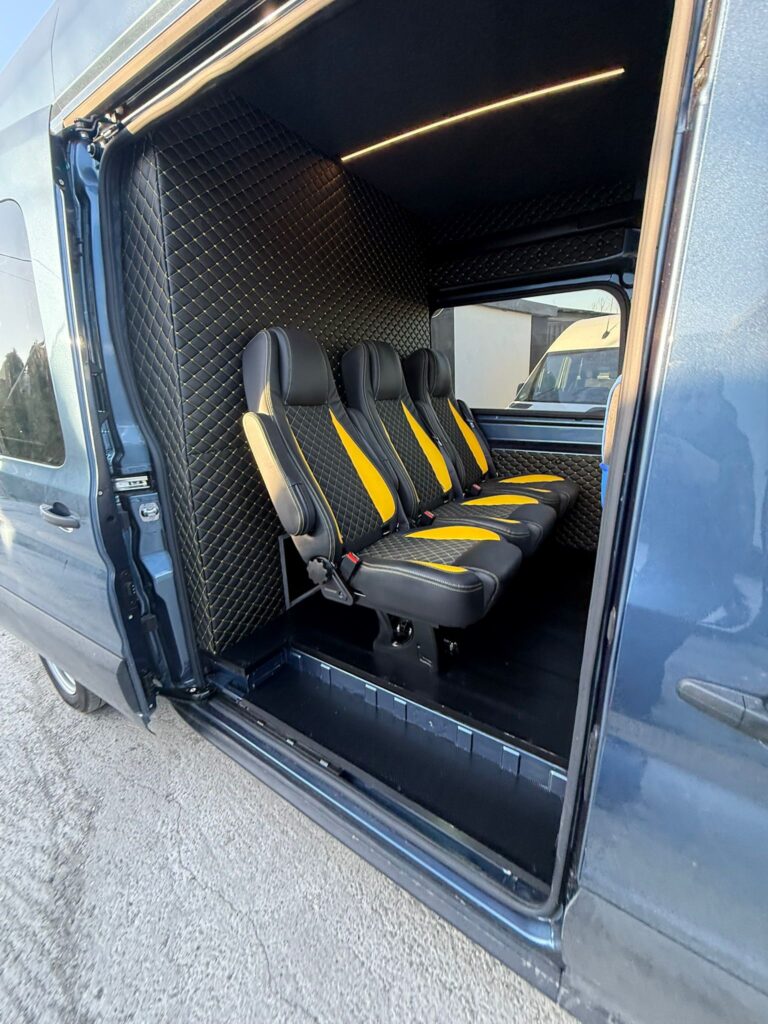 Iveco Daily – przestronna przestrzeń ładunkowa furgonu