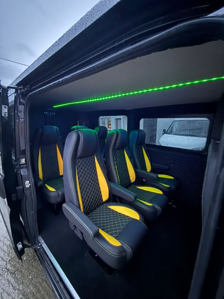 Citroën Jumper – fotele pasażerskie w zabudowie brygadowej