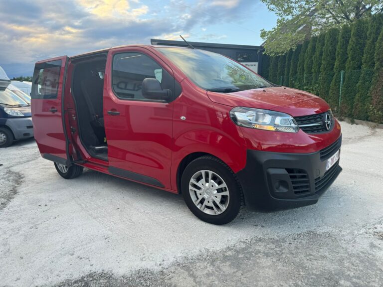 Zabudowa użytkowa brygadowa – van z komfortowym wnętrzem pasażerskim